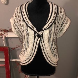 CAbi sweater shrug